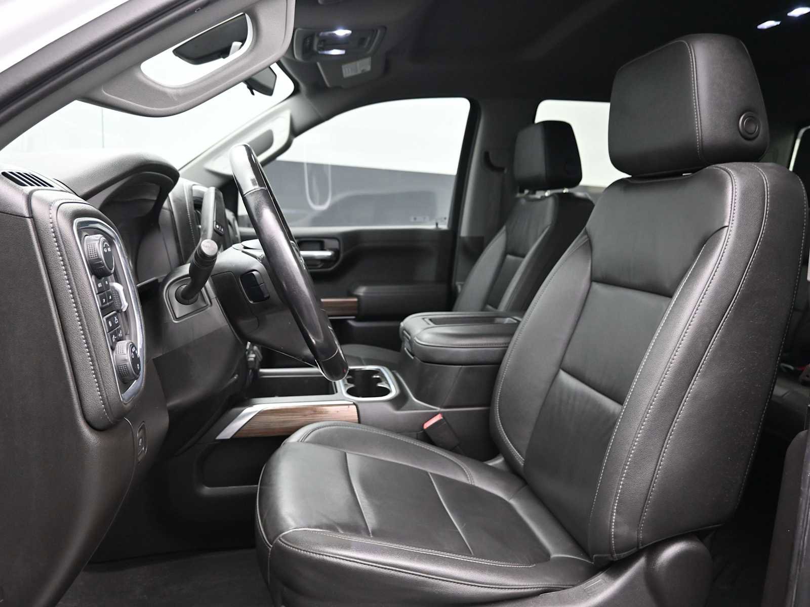 Used 2021 Chevrolet Silverado 1500 LT Trail Boss w/ Convenience Package II image 9