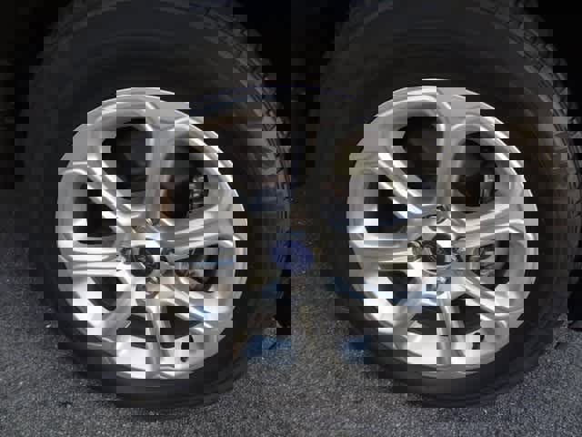 Used 2021 Ford EcoSport SE image 14