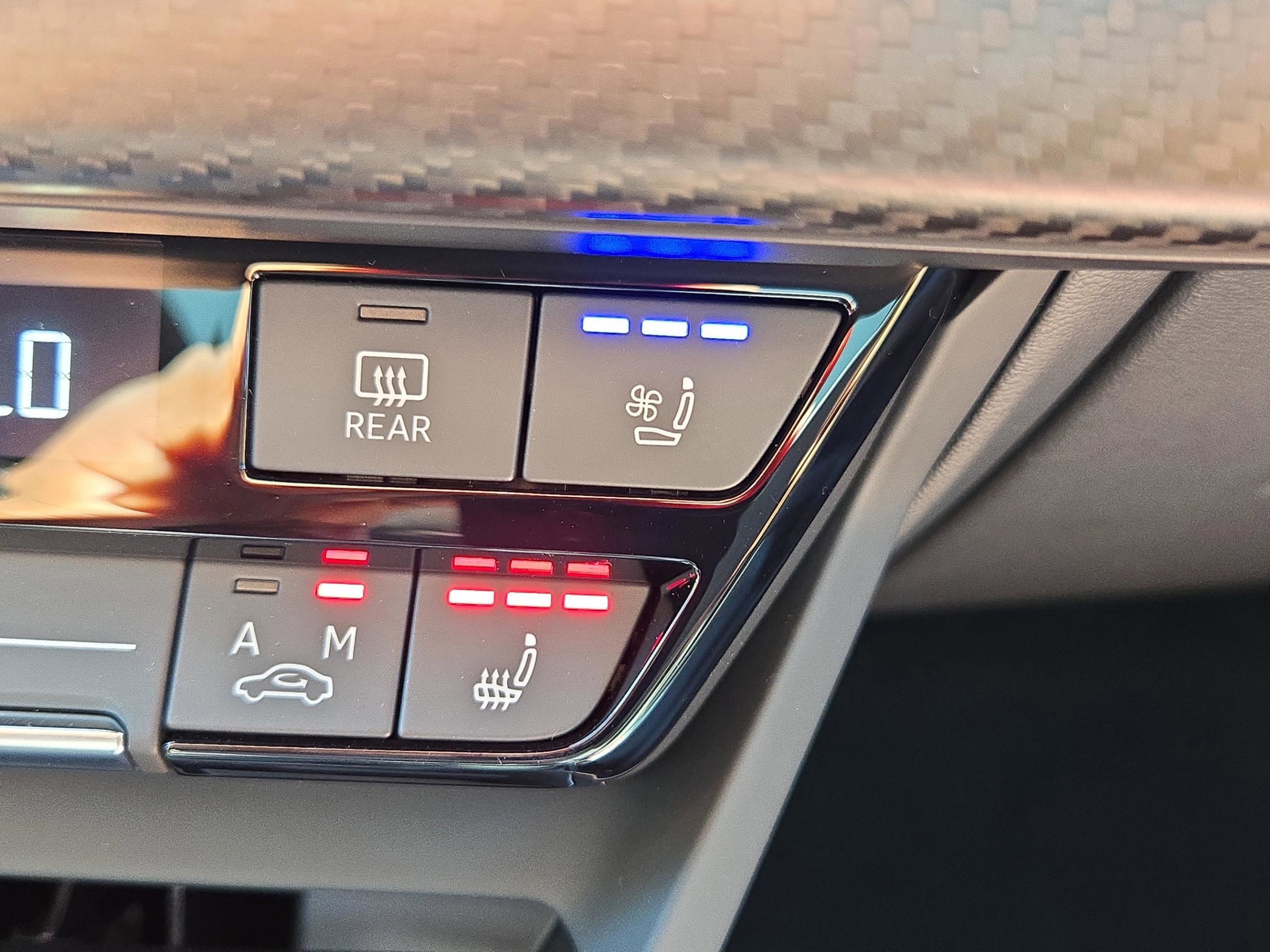 New 2025 Audi RS e-tron GT performance image 22