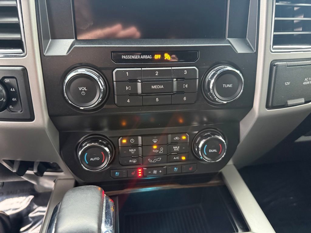 Used 2019 Ford F150 Lariat image 28