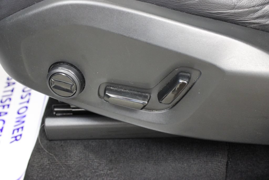 Used 2022 Volvo XC90 T5 Momentum FWD image 21