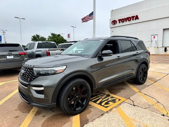 Used 2020 Ford Explorer ST w/ ST Street Pack image 4