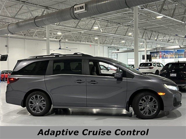 New 2026 Honda Odyssey Touring image 2