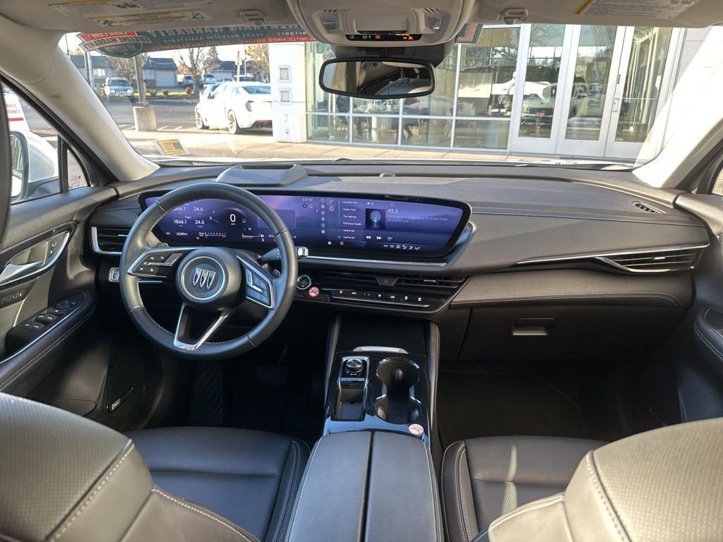 Used 2024 Buick Envision Preferred image 16