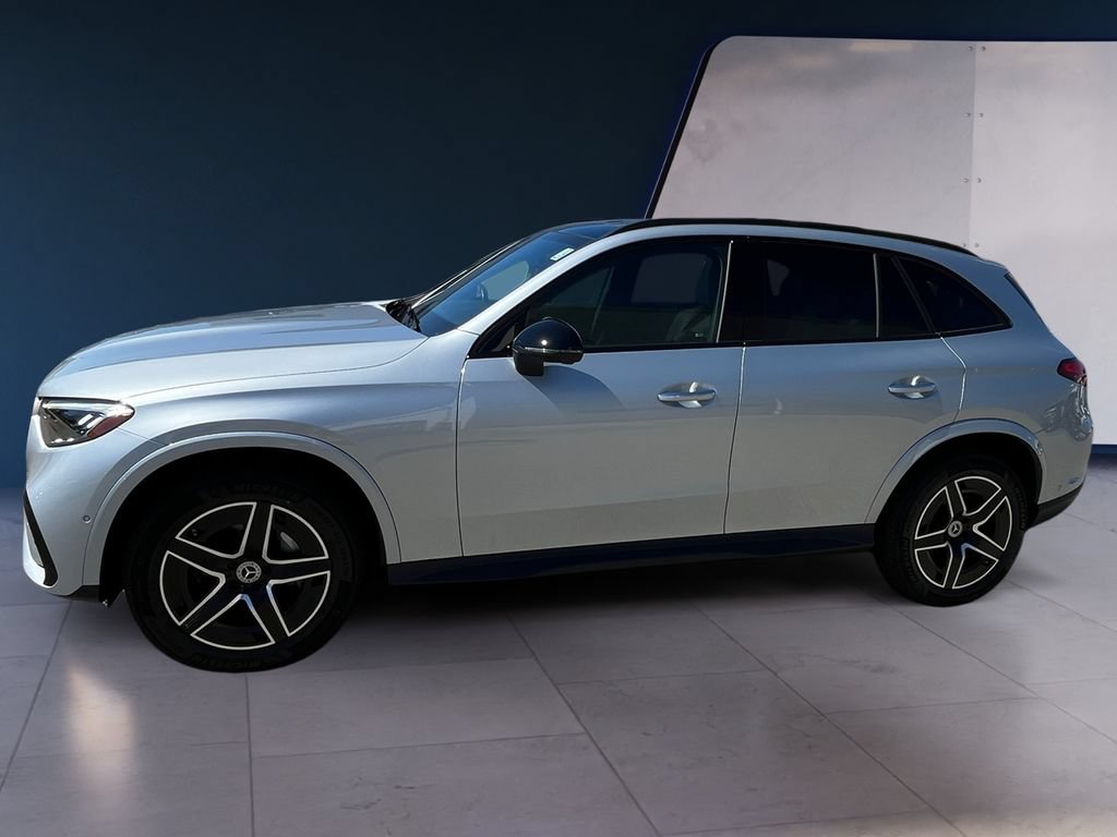 Certified 2026 Mercedes-Benz GLC 300 4MATIC image 2