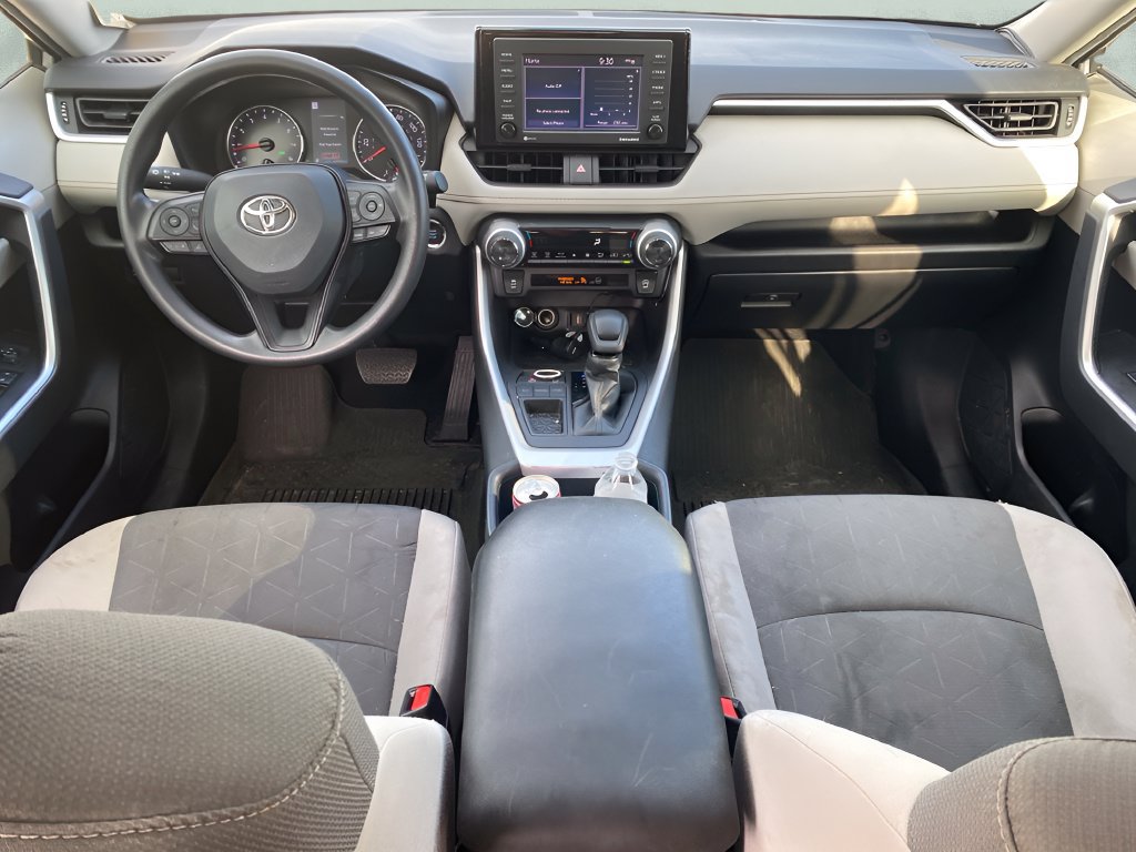 Used 2022 Toyota RAV4 XLE FWD image 12