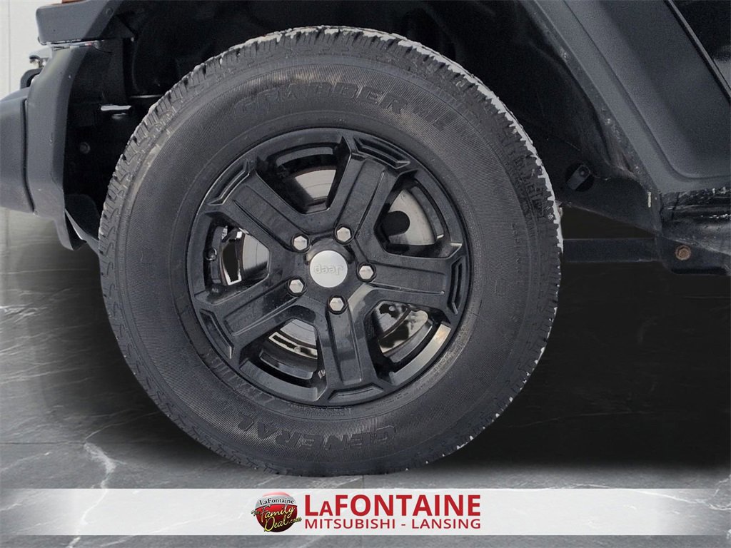 Used 2019 Jeep Wrangler Unlimited Sport S image 32