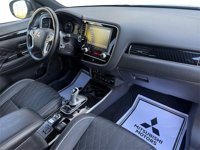 Used 2020 Mitsubishi Outlander GT image 24