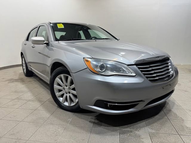 Used 2014 Chrysler 200 Limited