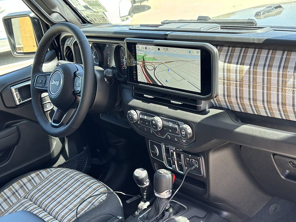 New 2026 Jeep Gladiator Sport AWD/4WD image 25
