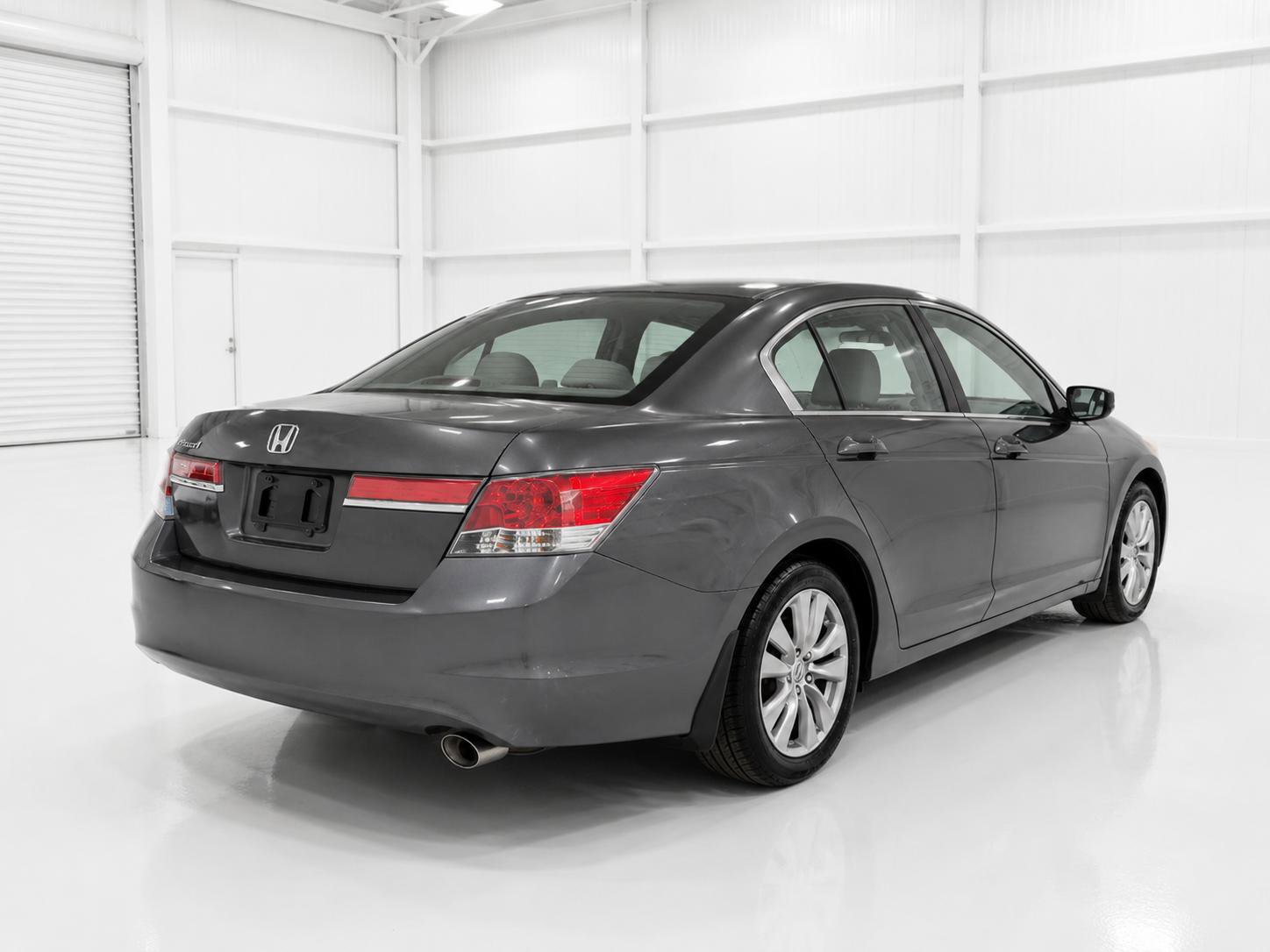 Used 2011 Honda Accord EX-L image 7