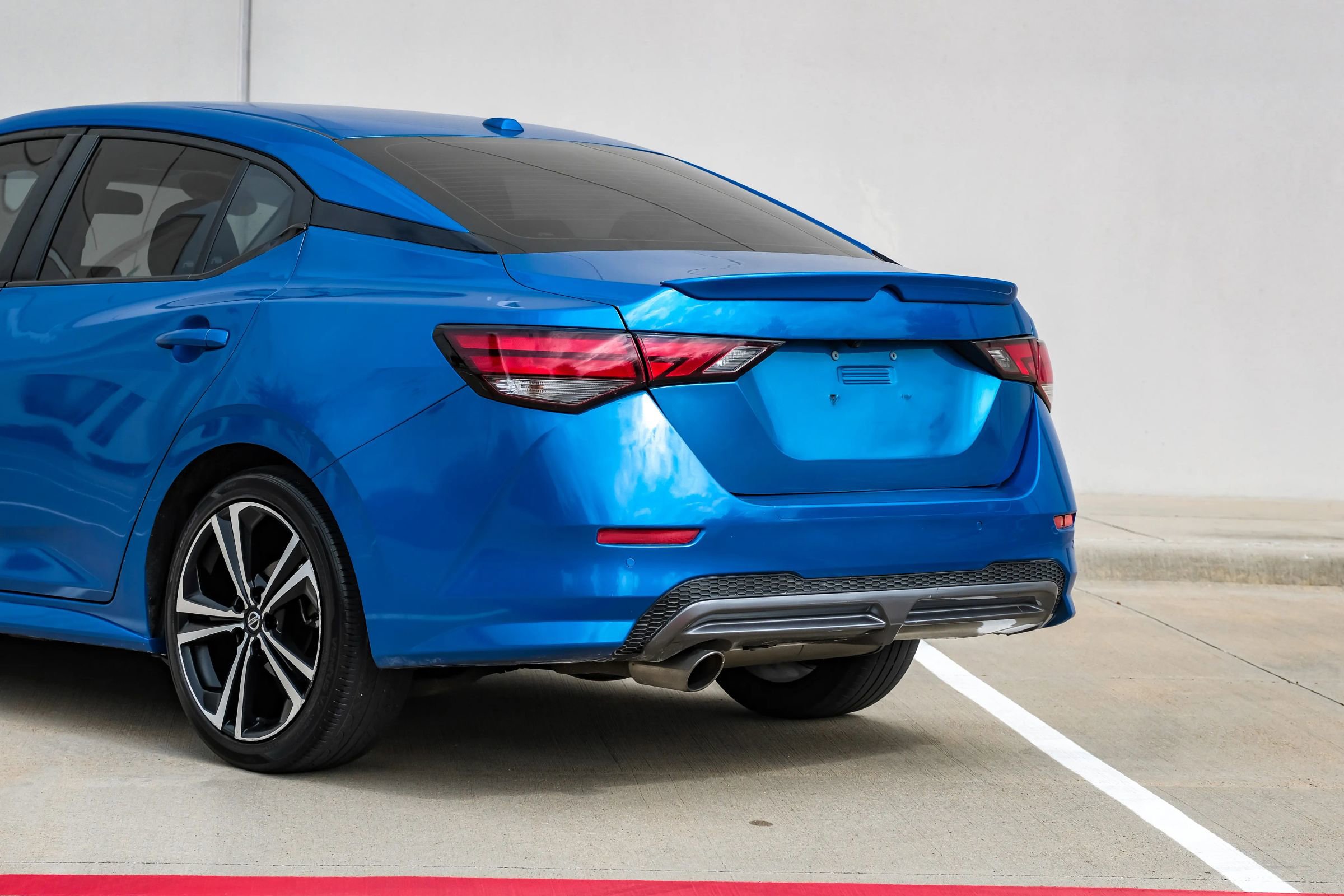 Used 2020 Nissan Sentra SR image 7