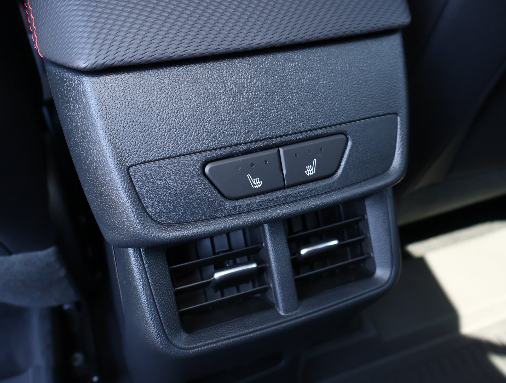 New 2027 Chevrolet Equinox RS w/ Safety and Technology Package FWD image 26