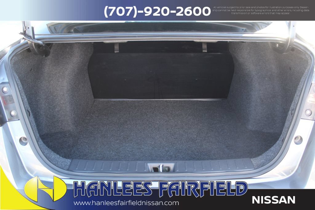 Used 2025 Nissan Versa S w/ Trunk Package FWD image 10