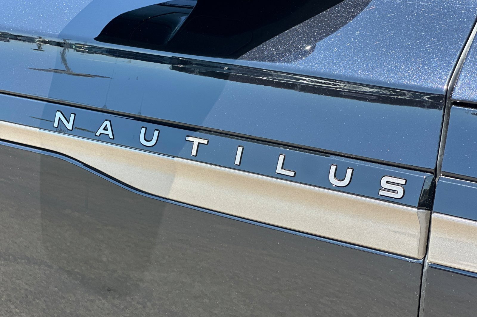 Used 2024 Lincoln Nautilus Black Label AWD/4WD image 27