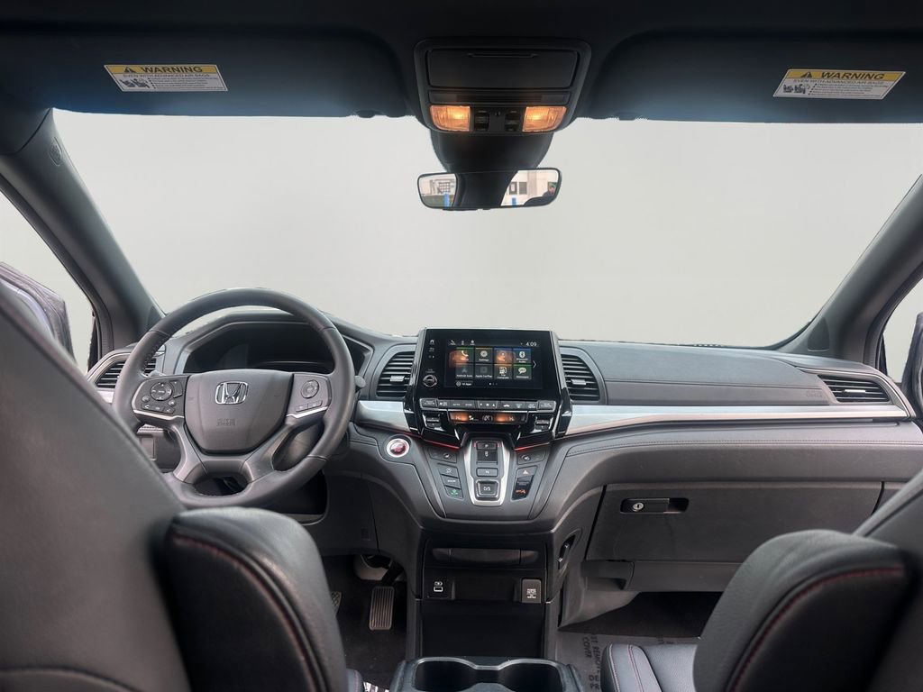 Used 2023 Honda Odyssey Sport image 10