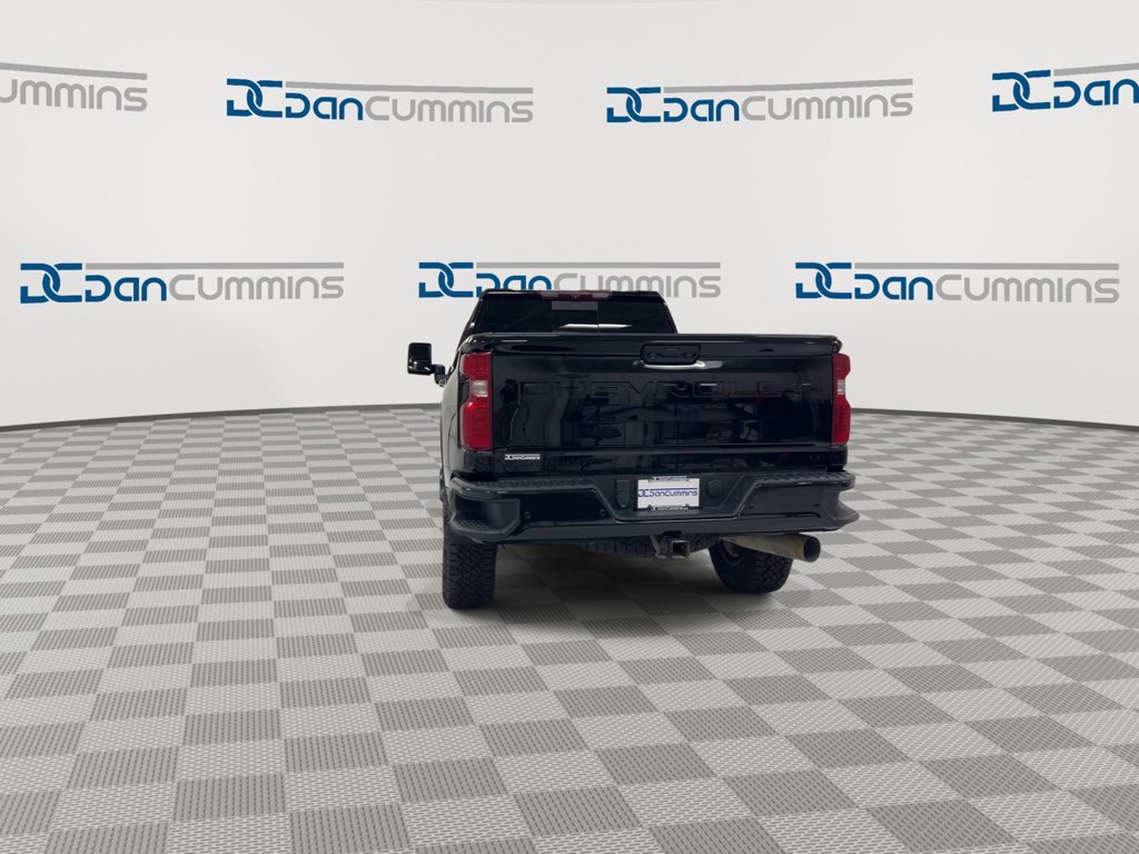 Used 2023 Chevrolet Silverado 2500 LT w/ Midnight Edition AWD/4WD image 7