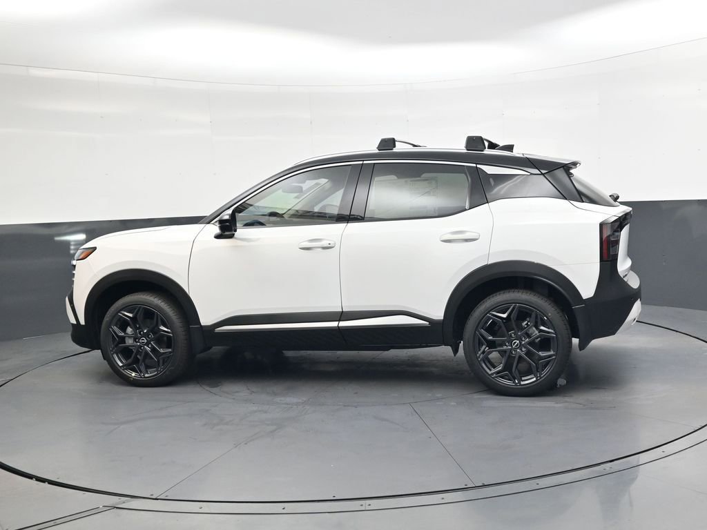 New 2026 Nissan Kicks SR w/ Cold Weather Package FWD image 9