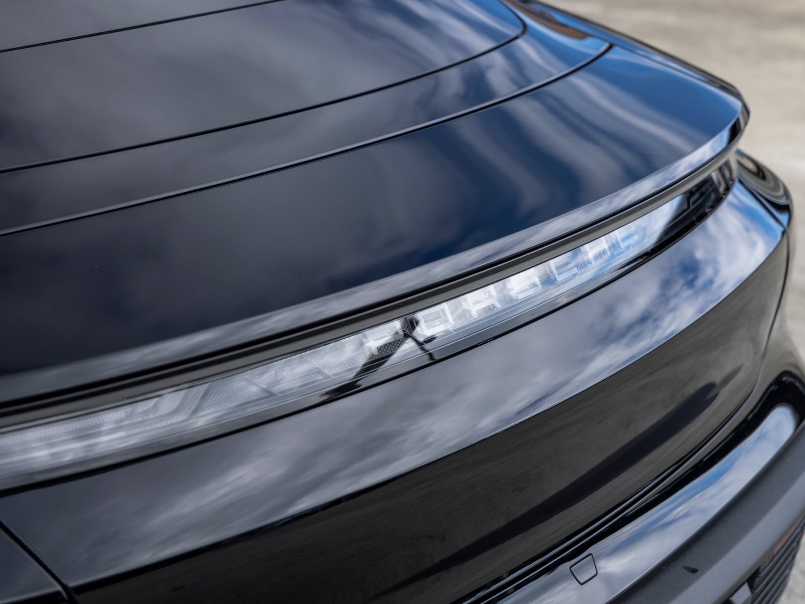 New 2026 Porsche Taycan AWD/4WD image 19