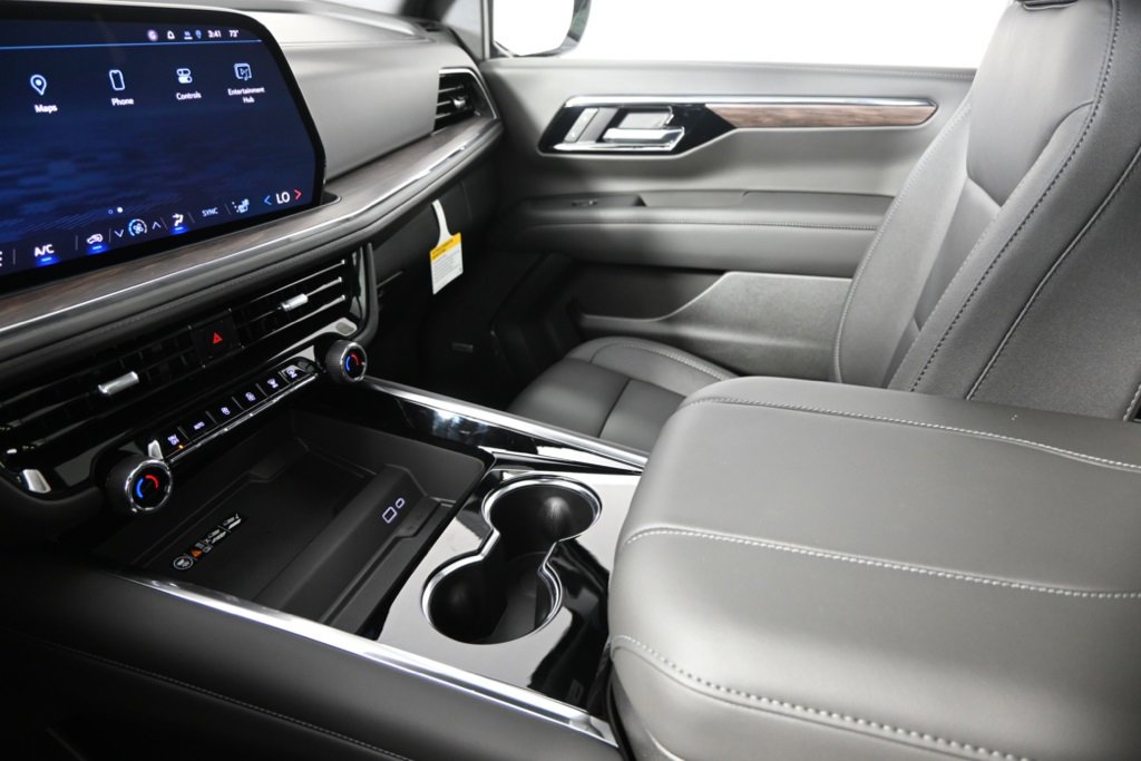 New 2026 Chevrolet Suburban Z71 w/ Z71 Off-Road Package image 37