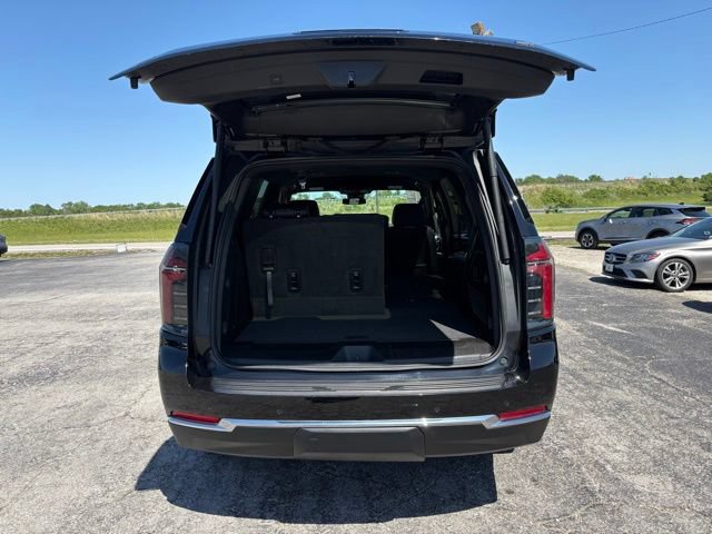 Used 2025 Chevrolet Tahoe LT AWD/4WD image 7