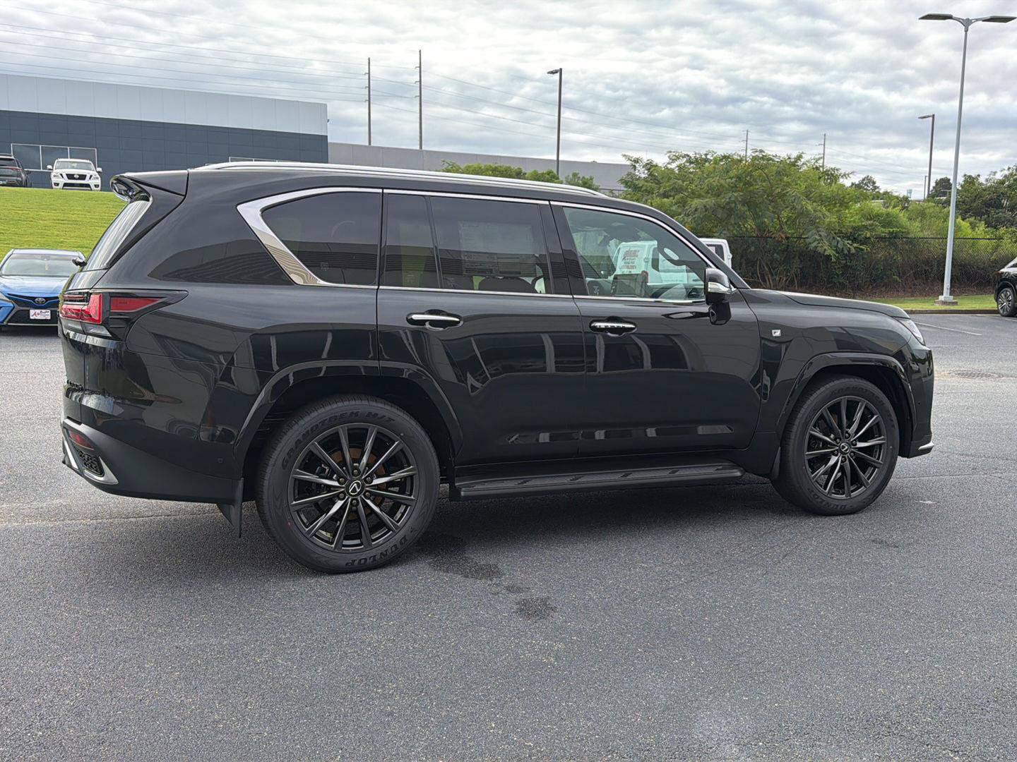 New 2026 Lexus LX 700h F Sport w/ Accessory Package (Z1) AWD/4WD image 6