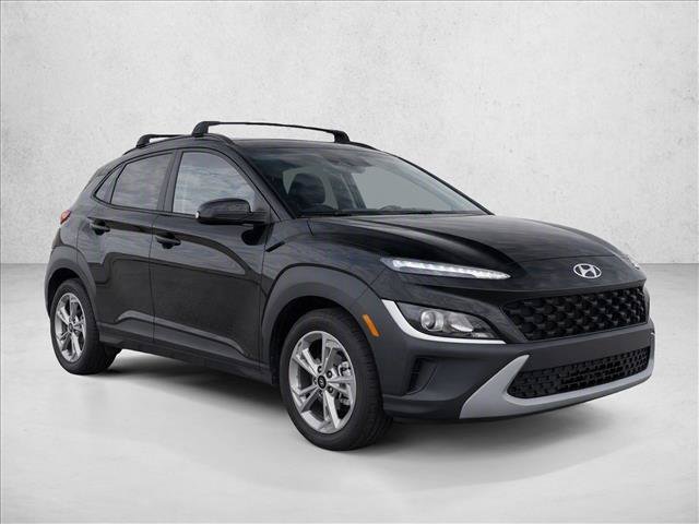 Used 2022 Hyundai Kona SEL FWD image 3