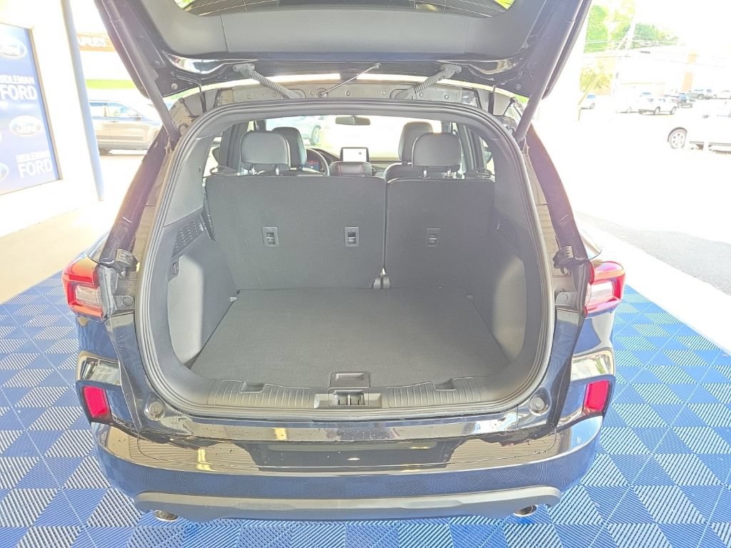 Used 2024 Ford Escape ST-Line AWD/4WD image 25