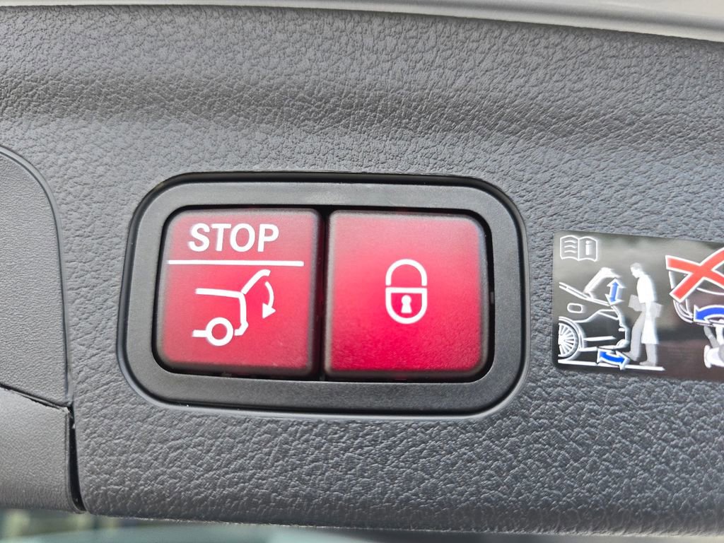 New 2026 Mercedes-Benz GLE 63 AMG S image 19