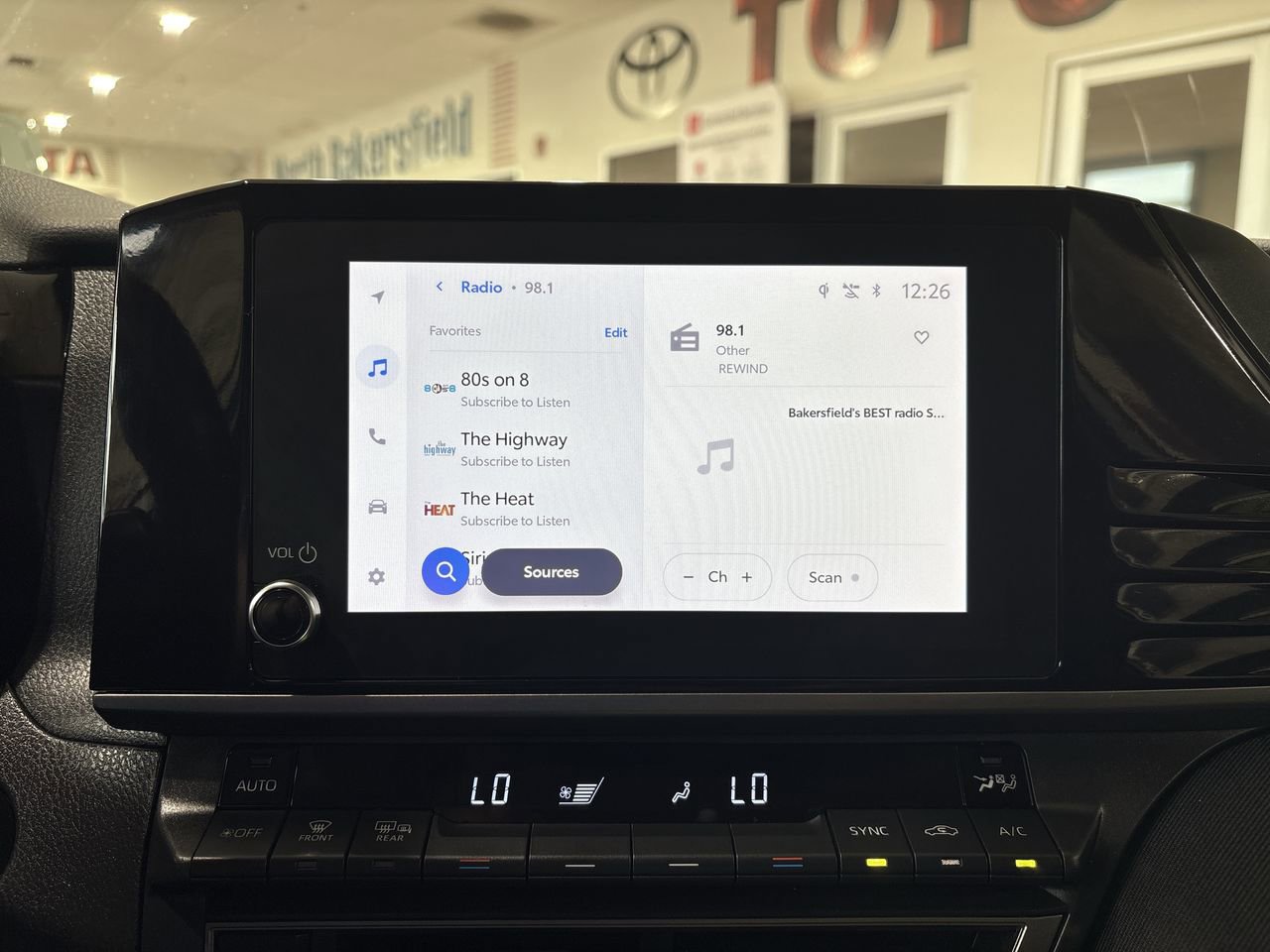 Used 2025 Toyota Camry LE image 17