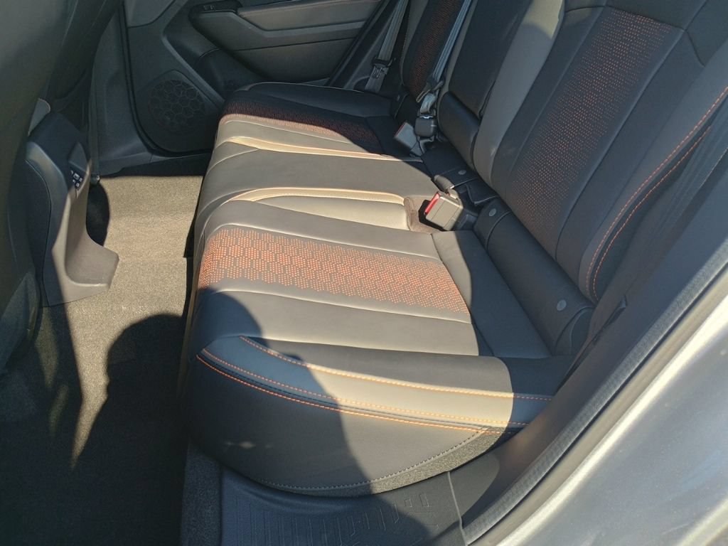 Certified 2025 Subaru Crosstrek 2.5i Limited AWD/4WD image 16