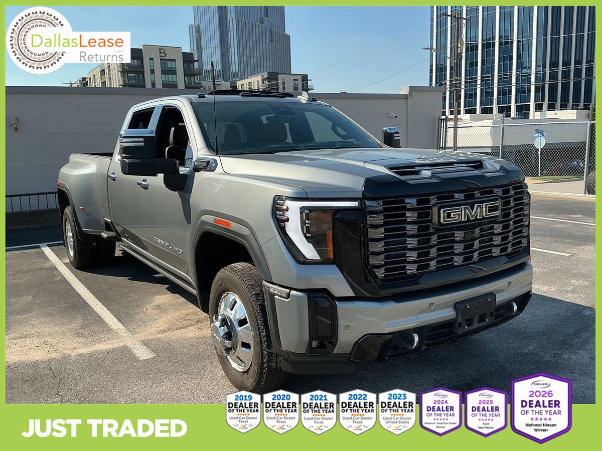 Used 2025 GMC Sierra 3500 Denali Ultimate AWD/4WD image 1