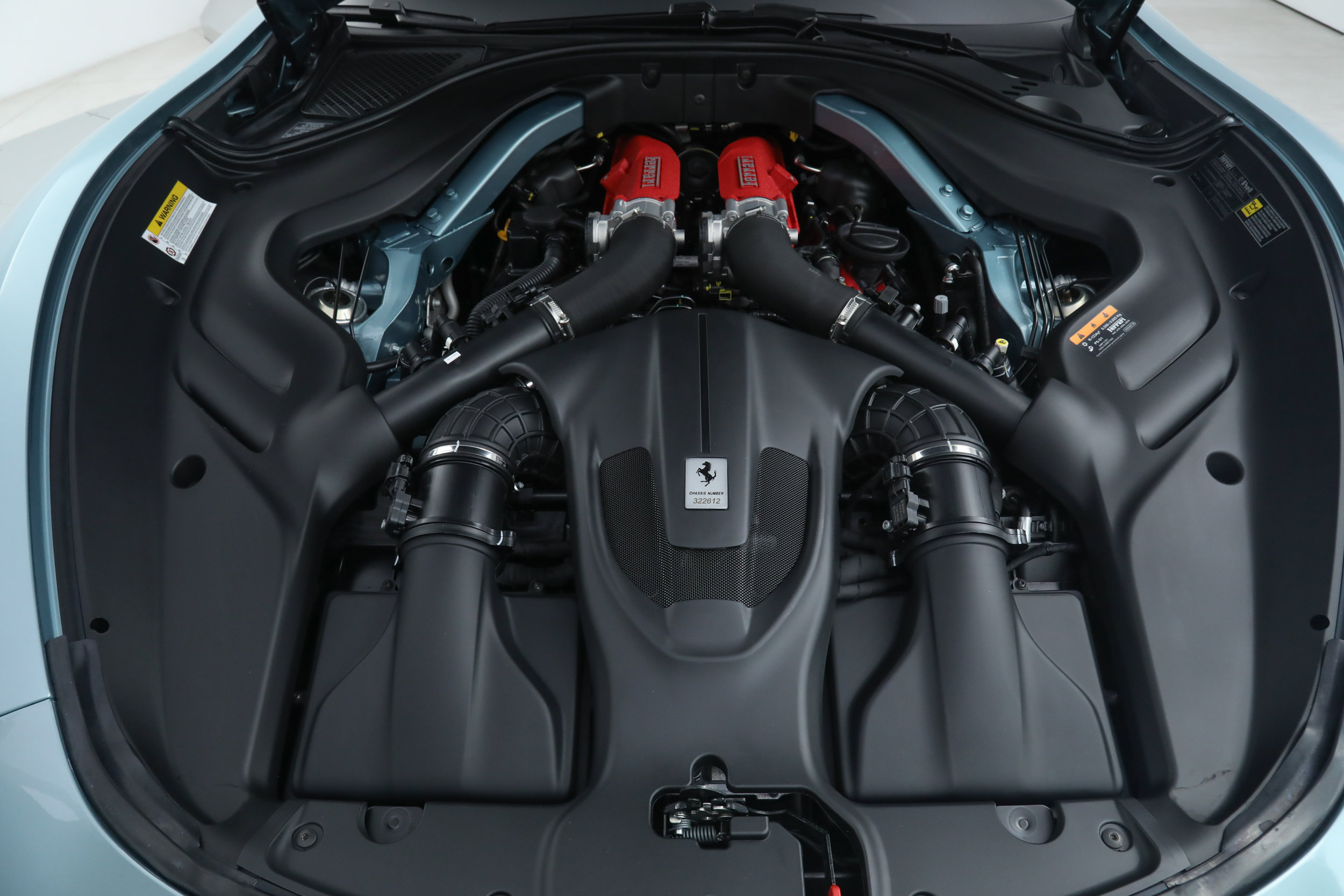 Certified 2025 Ferrari Roma Spider RWD image 34