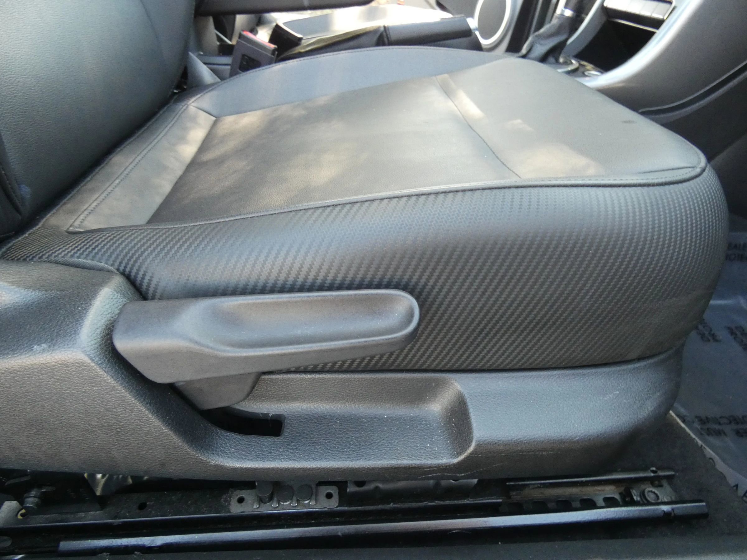 Used 2018 Volkswagen Beetle 2.0T S image 29