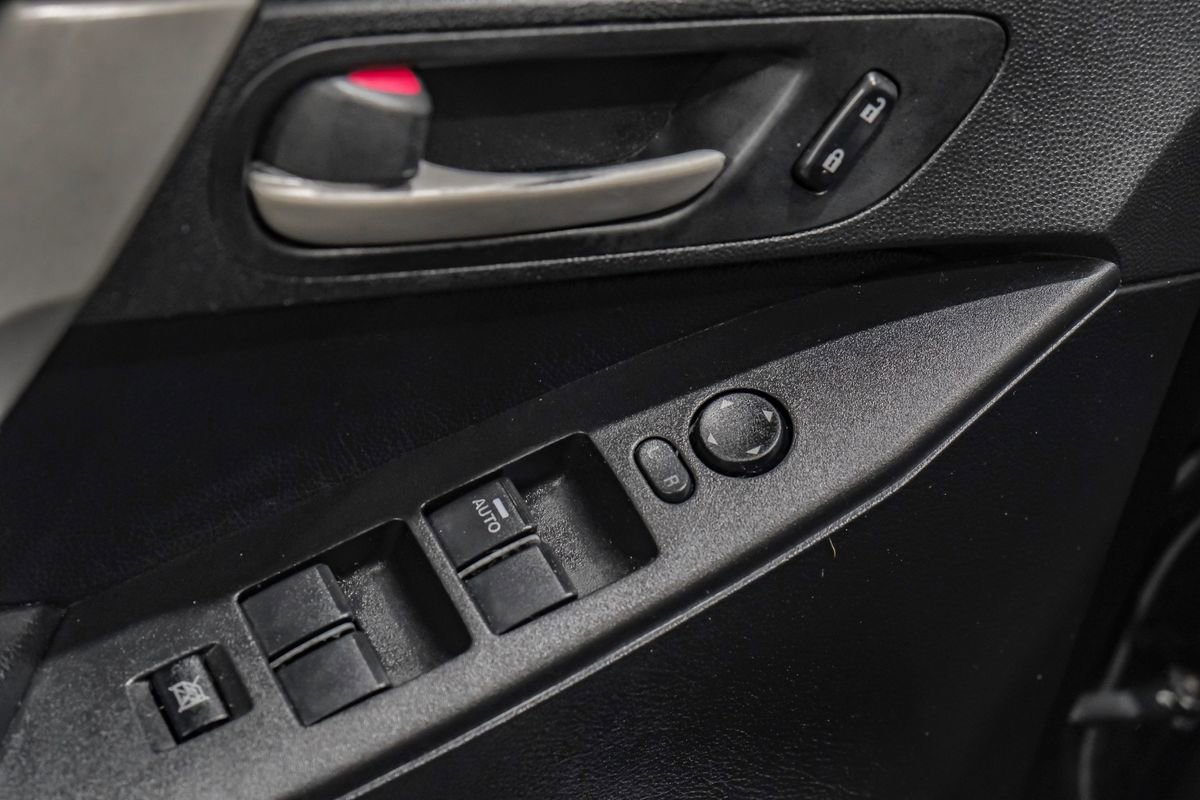 Used 2012 MAZDA MAZDA3 i Grand Touring w/ Tech Pkg FWD image 39