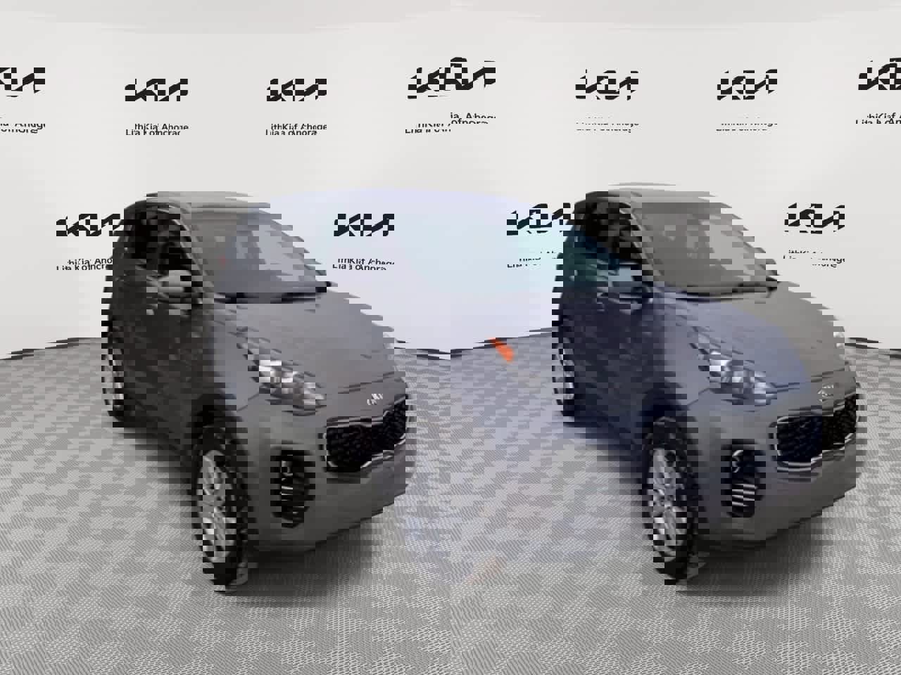 Used 2018 Kia Sportage LX image 2