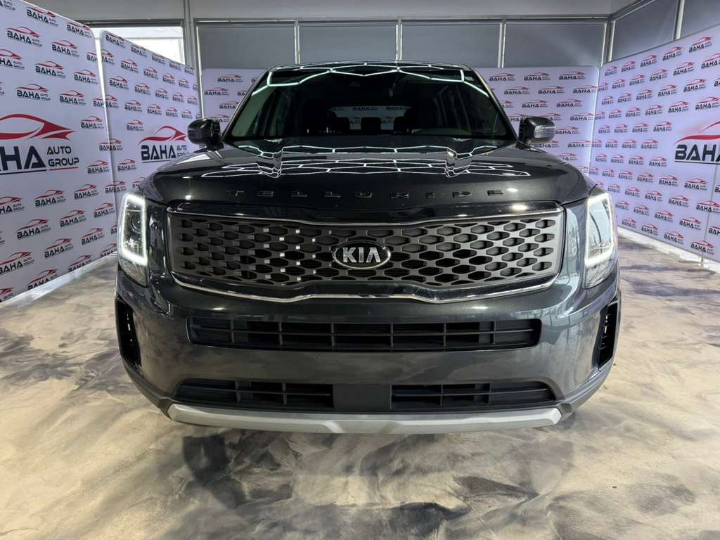 Used 2020 Kia Telluride LX AWD/4WD image 3