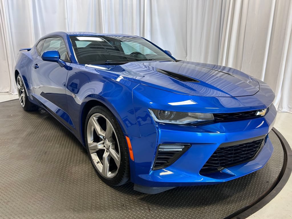 Used 2017 Chevrolet Camaro SS RWD image 21