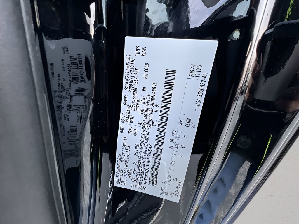 Used 2017 Ford F350 Lariat w/ Chrome Package image 32