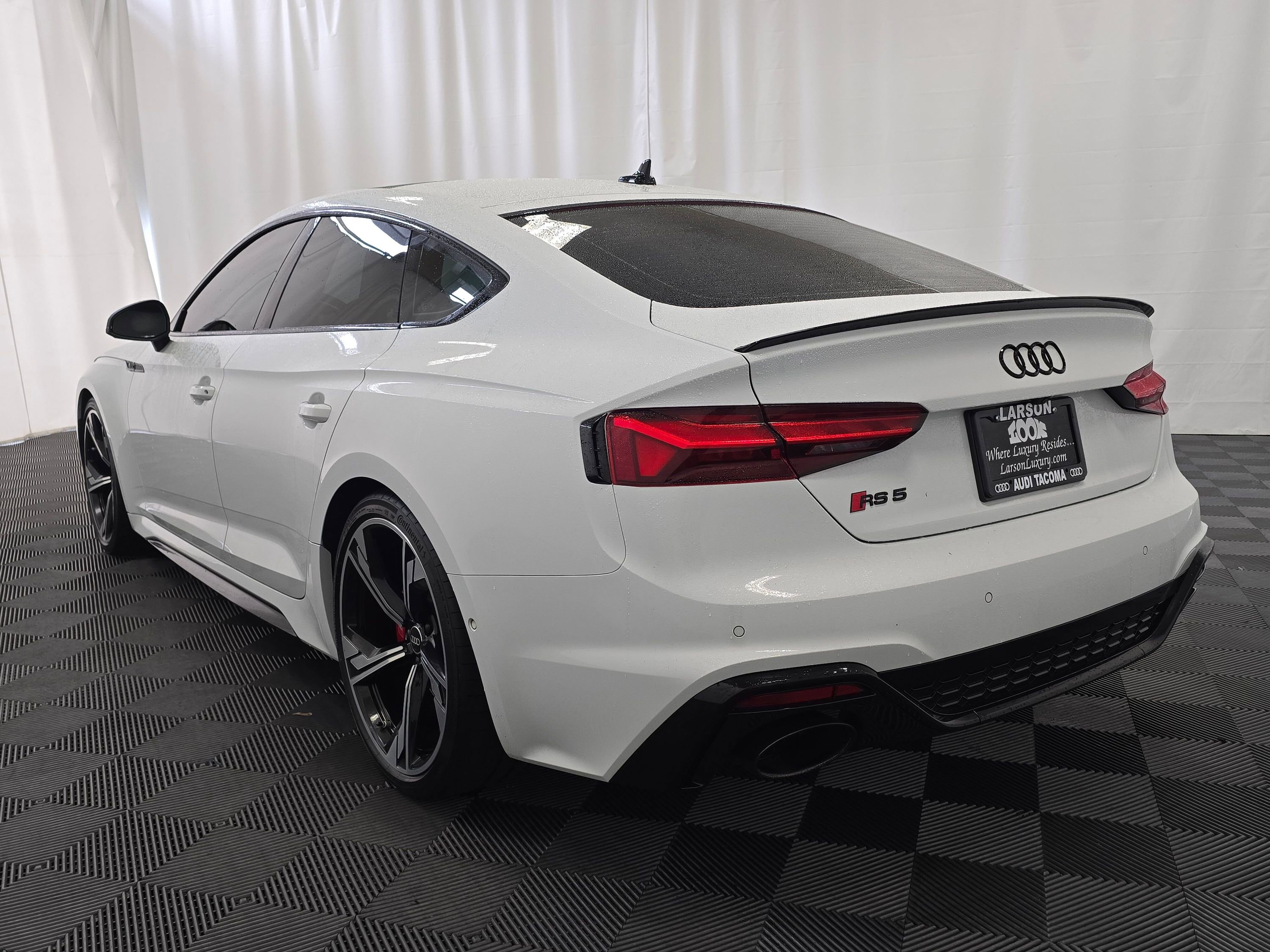 Used 2023 Audi RS 5 Sportback w/ Dynamic Package image 4