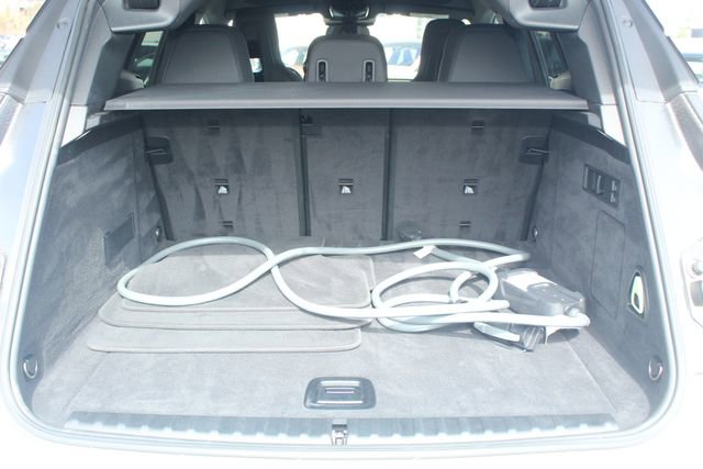 Certified 2023 BMW iX xDrive50 w/ Sport Package image 7