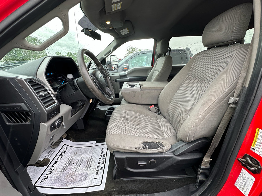 Used 2017 Ford F250 XLT w/ XLT Premium Package AWD/4WD image 18