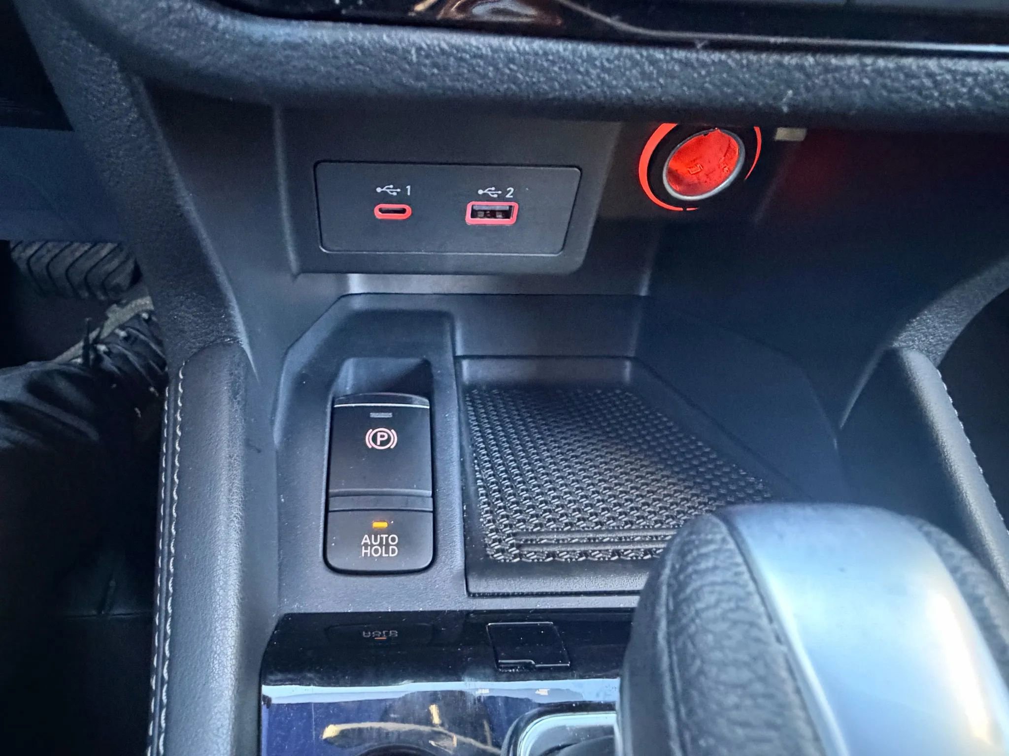 Used 2022 Nissan Kicks SV FWD image 17