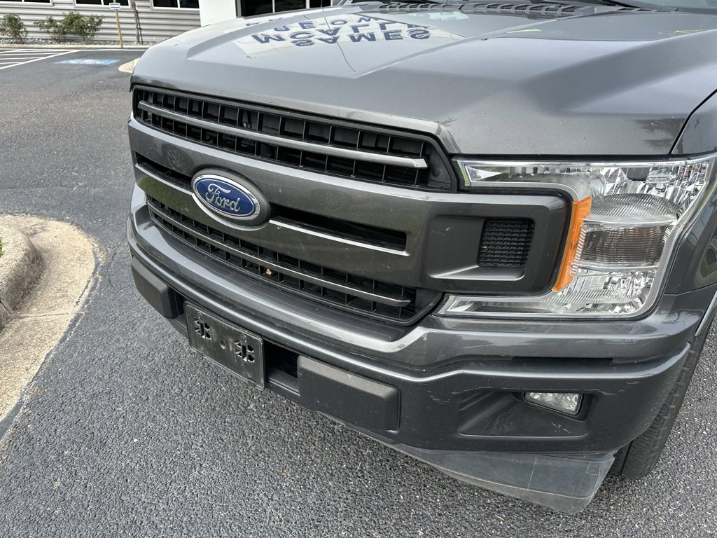 Used 2018 Ford F150 XLT w/ Equipment Group 302A Luxury image 10