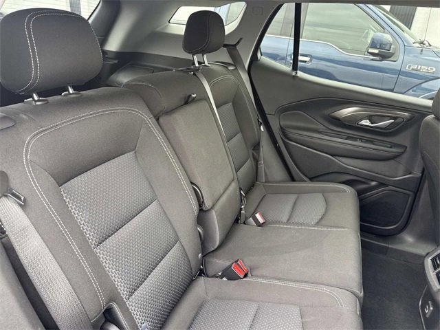 Used 2022 GMC Terrain SLE w/ Elevation Edition image 12