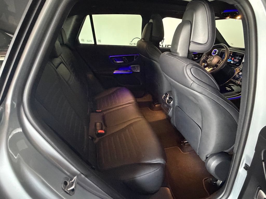 Used 2024 Mercedes-Benz GLC 43 AMG 4MATIC image 24