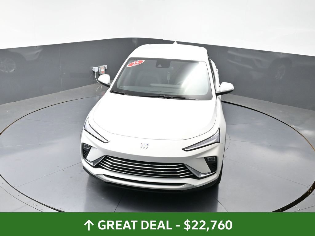 Used 2025 Buick Envista Preferred image 44