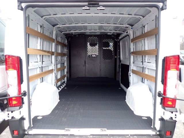 Used 2023 RAM ProMaster 2500 image 5