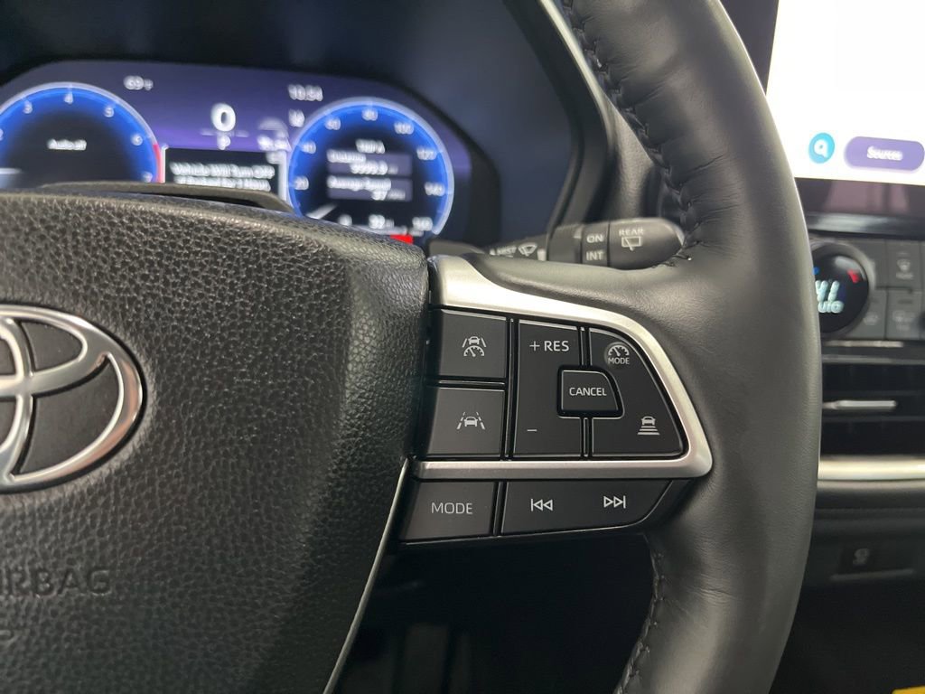 Used 2024 Toyota Grand Highlander Platinum image 8