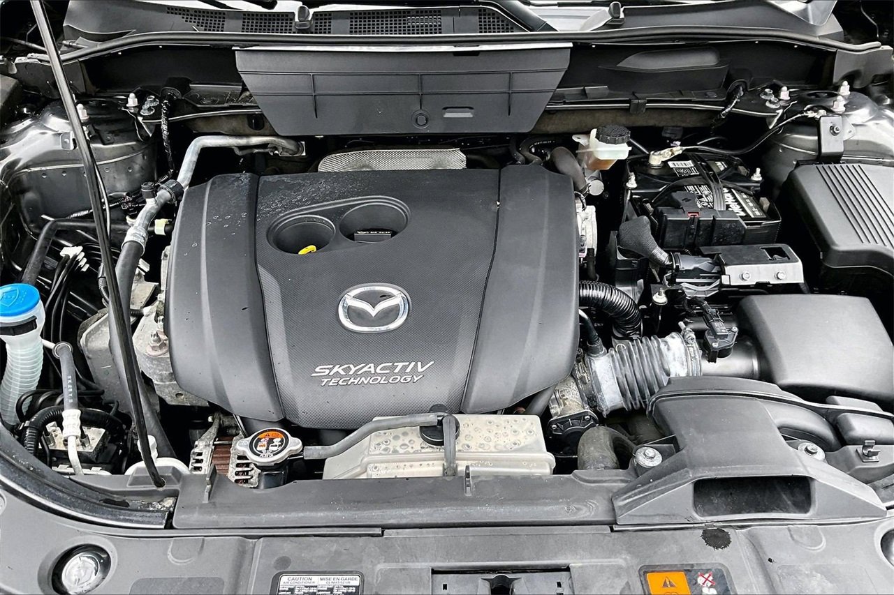 Used 2018 MAZDA CX-5 Touring image 34